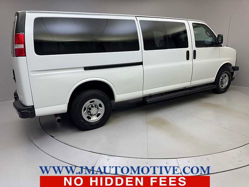 Used 2021 Chevrolet Express 3500 LT w/ LT Preferred Equipment Group image 5