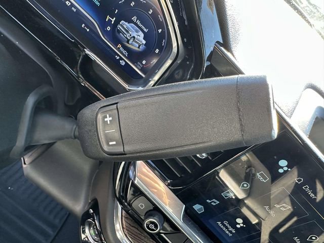 Certified 2025 Chevrolet Silverado 1500 LT image 26