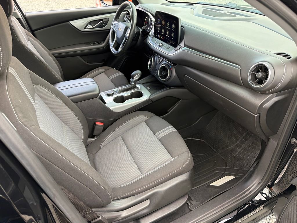 Used 2023 Chevrolet Blazer LT w/ Convenience Package image 26