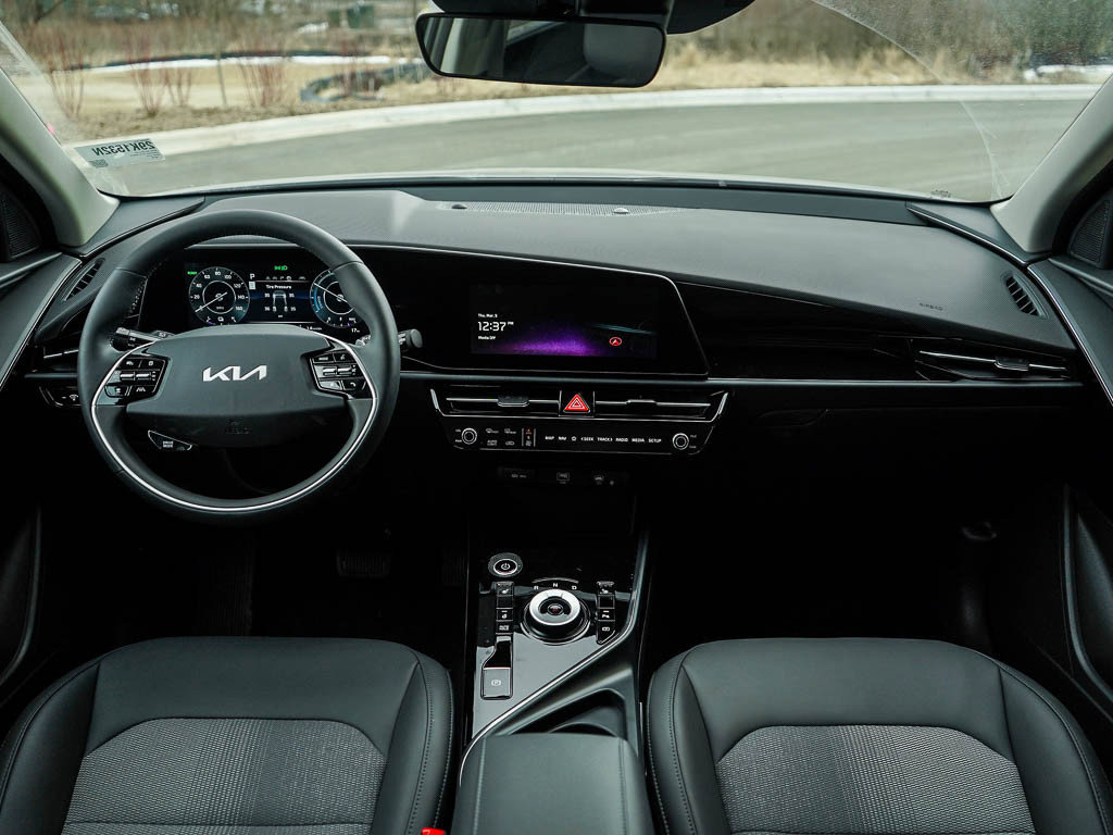 New 2026 Kia Niro Wind FWD image 14