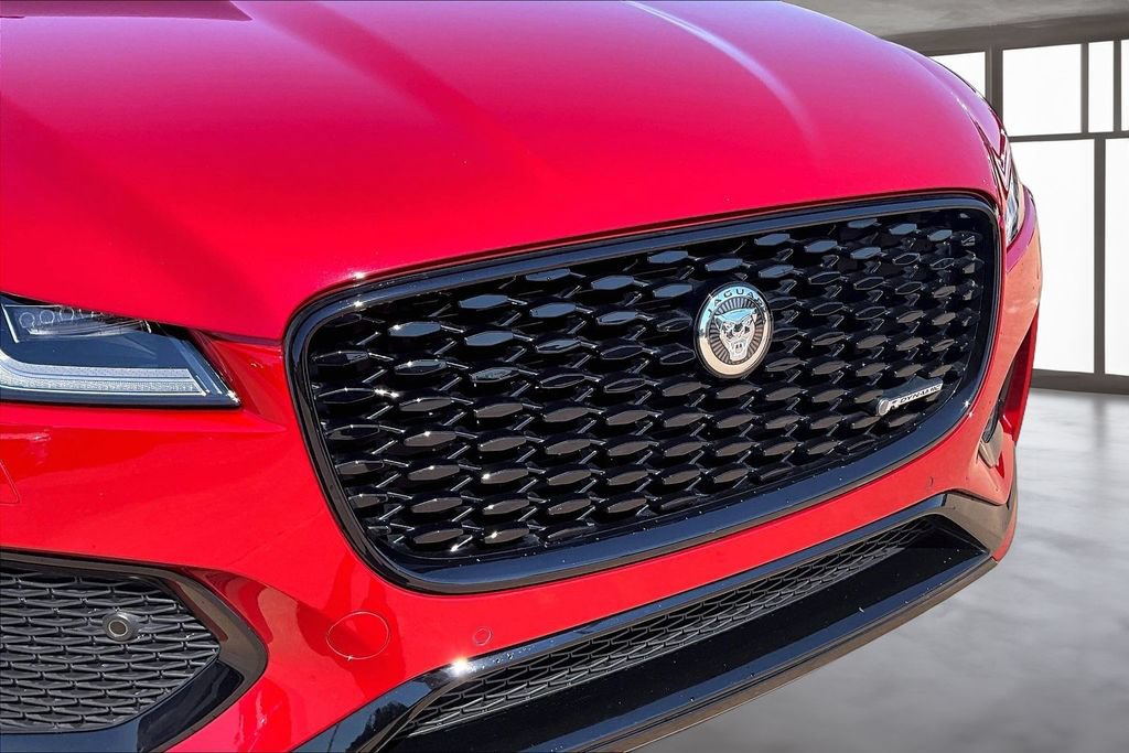 Used 2025 Jaguar F-PACE R-Dynamic S AWD/4WD image 28