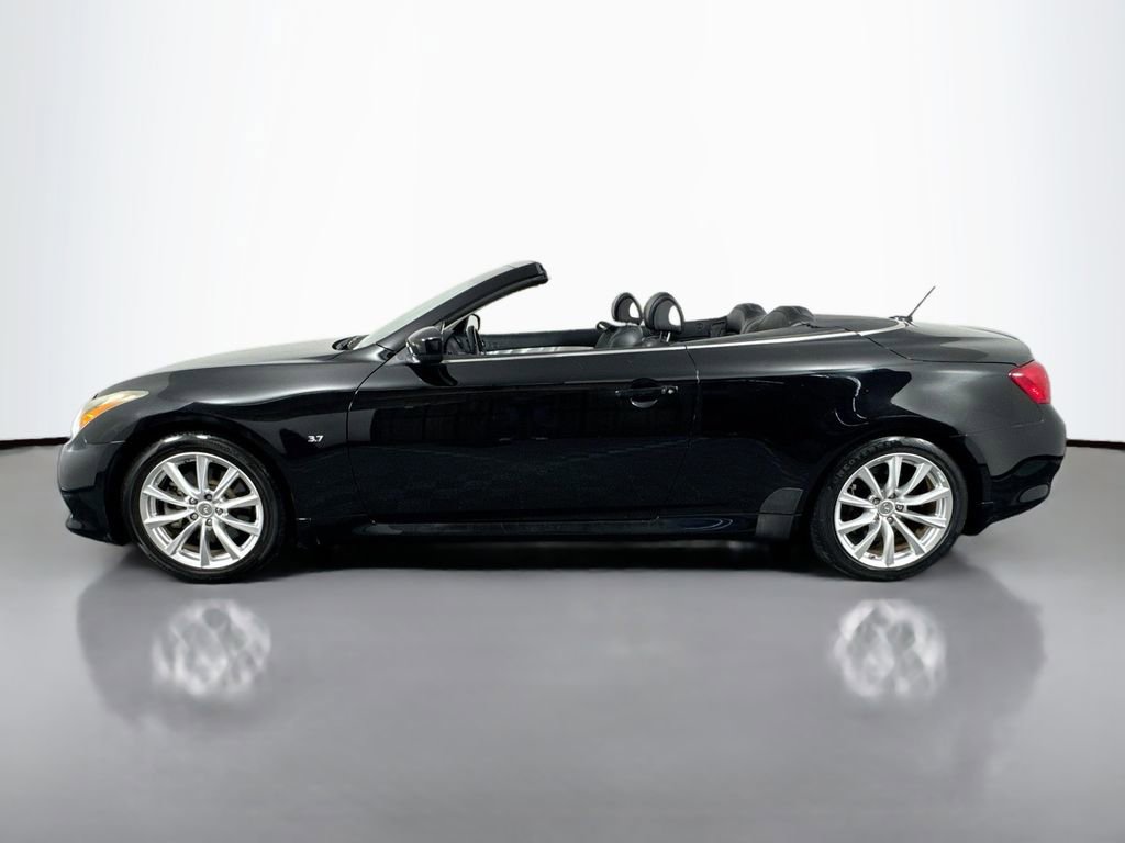 Used 2014 INFINITI Q60 Convertible w/ Premium Package image 8