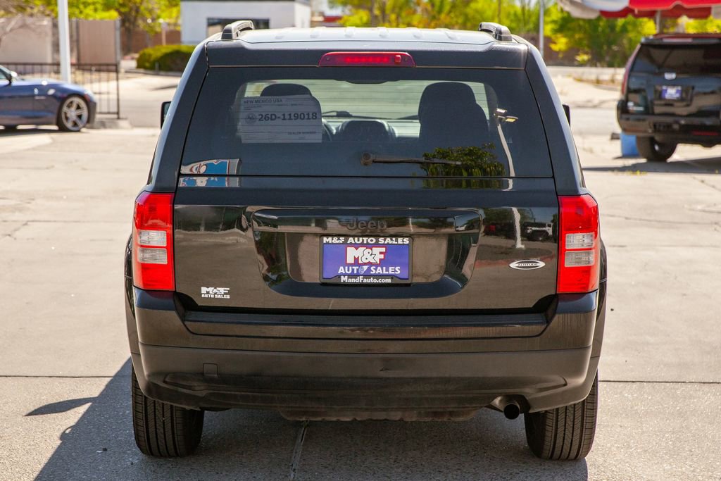 Used 2015 Jeep Patriot Sport w/ Power Value Group FWD image 7