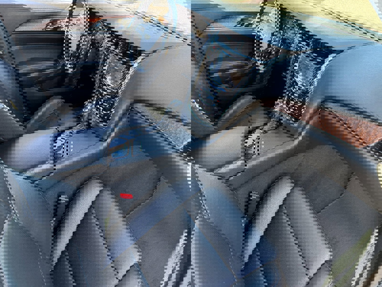 Used 2019 Cadillac CTS Luxury image 13