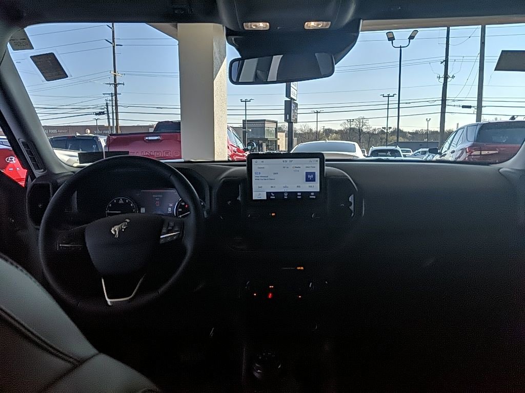 Used 2024 Ford Bronco Sport Outer Banks w/ Tech Package image 14