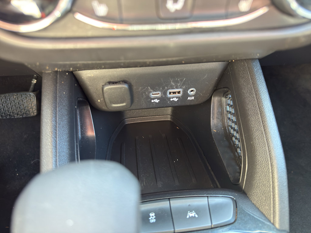 Used 2023 Chevrolet TrailBlazer LT FWD image 20