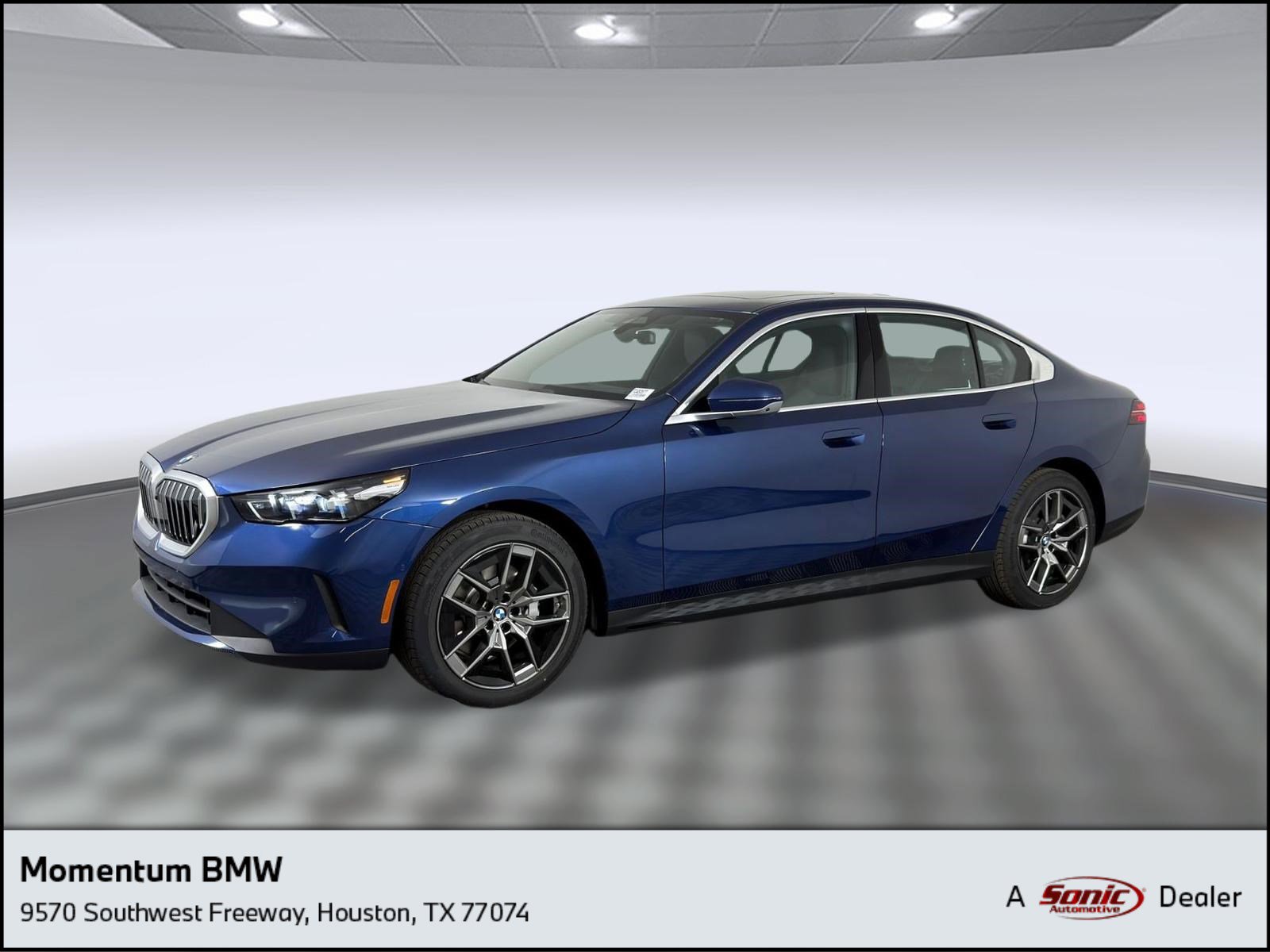 Used 2026 BMW 530i w/ Convenience Package RWD image 1