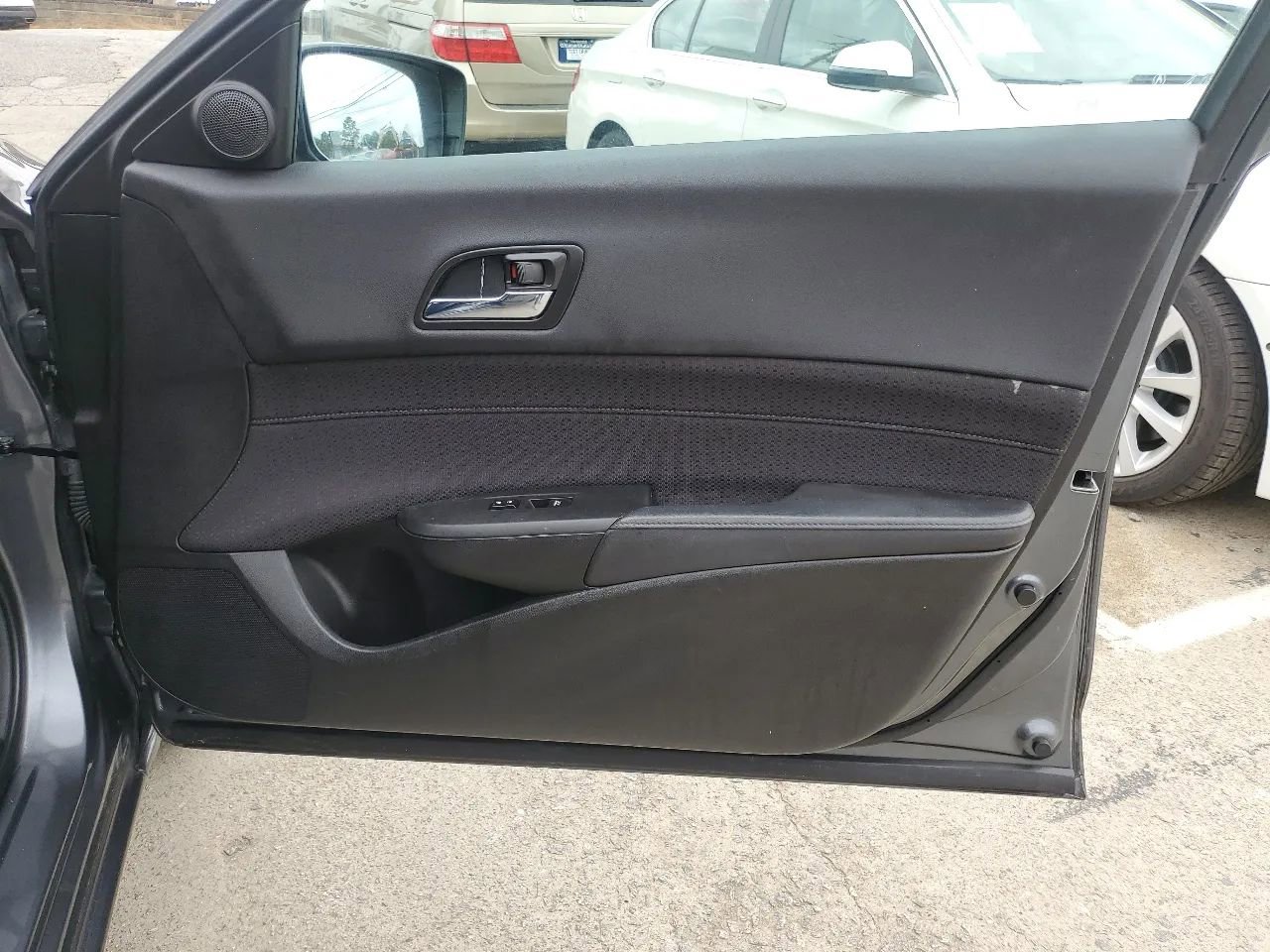 Used 2013 Acura ILX 2.0L Sedan 4D image 16