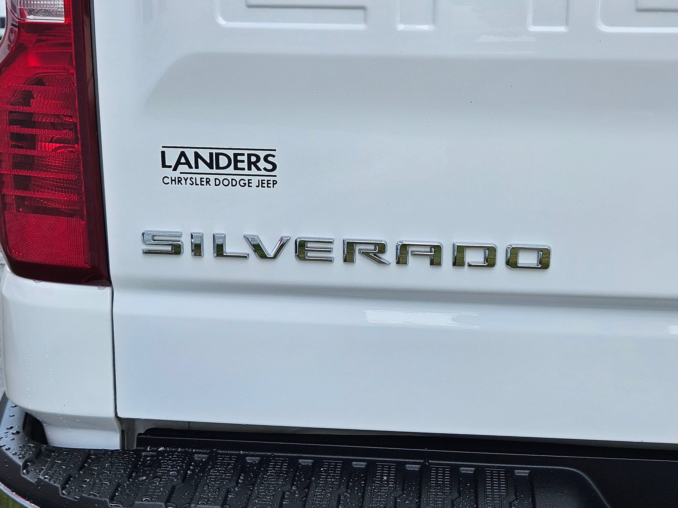 Used 2021 Chevrolet Silverado 1500 LT w/ Z71 Off-Road Package AWD/4WD image 30