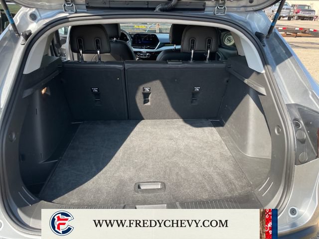 Used 2025 Chevrolet Trax LT FWD image 23