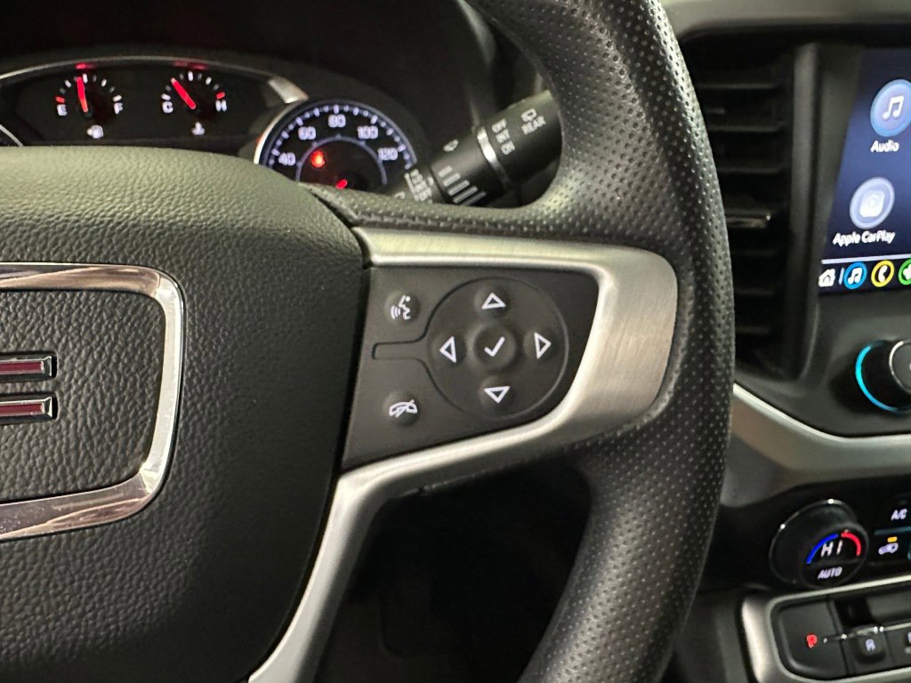Certified 2023 GMC Acadia SLE w/ Driver Convenience Package image 9