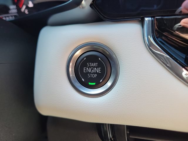 Used 2024 GMC Canyon AT4X AWD/4WD image 27