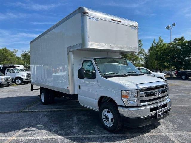 New 2027 Ford E-450 and Econoline 450 Super Duty w/ Power Equipment Group RWD image 3