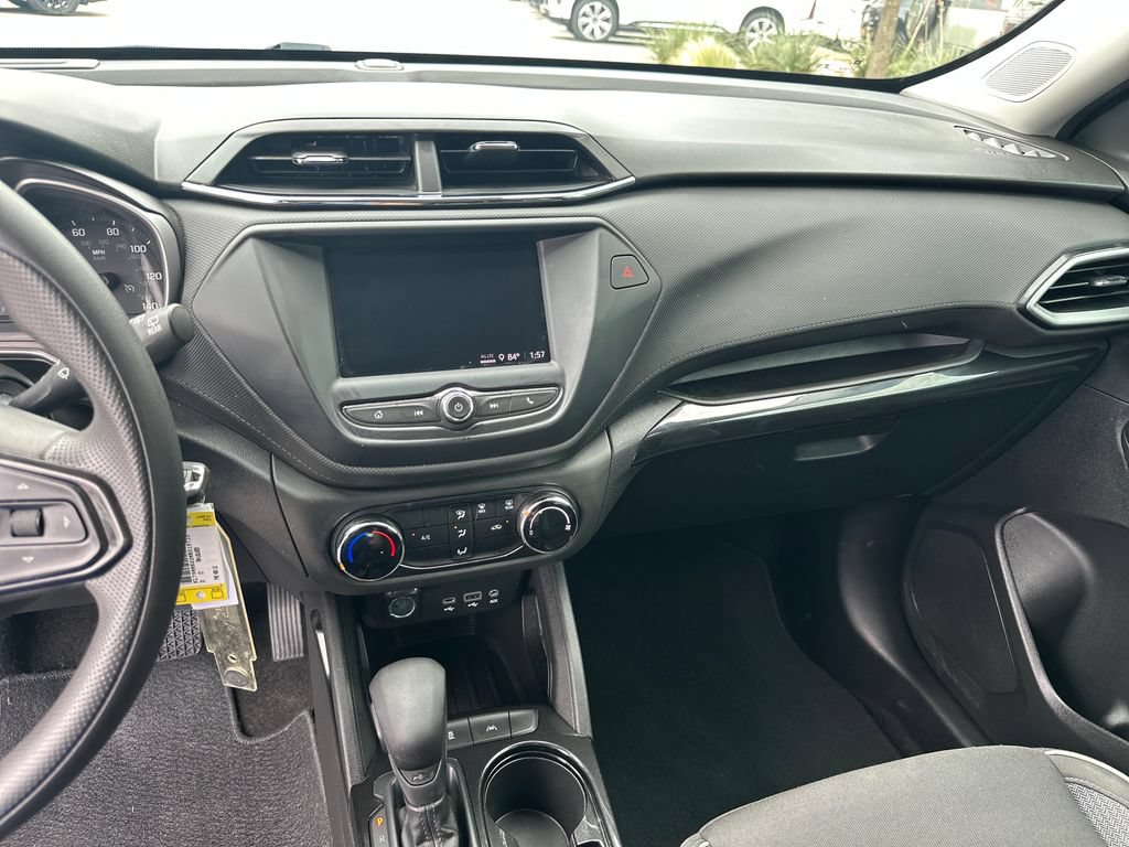 Used 2021 Chevrolet TrailBlazer LS FWD image 27
