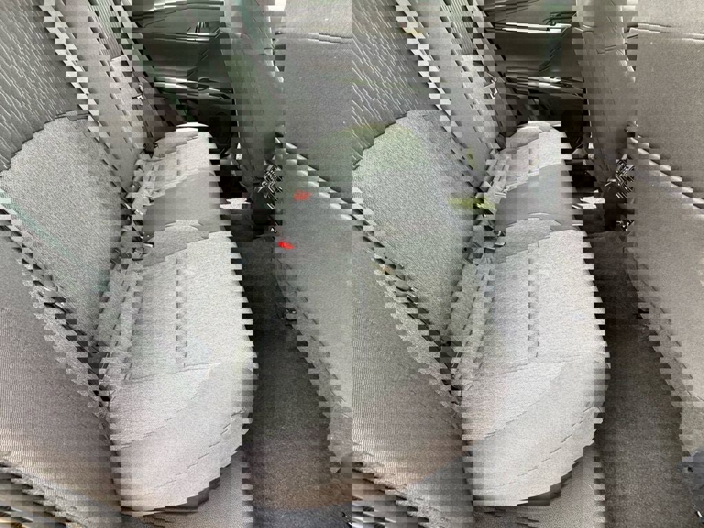 Used 2025 Toyota Camry LE image 11