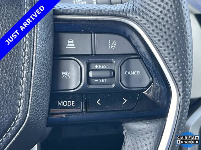 Used 2025 Toyota Sequoia Capstone image 32