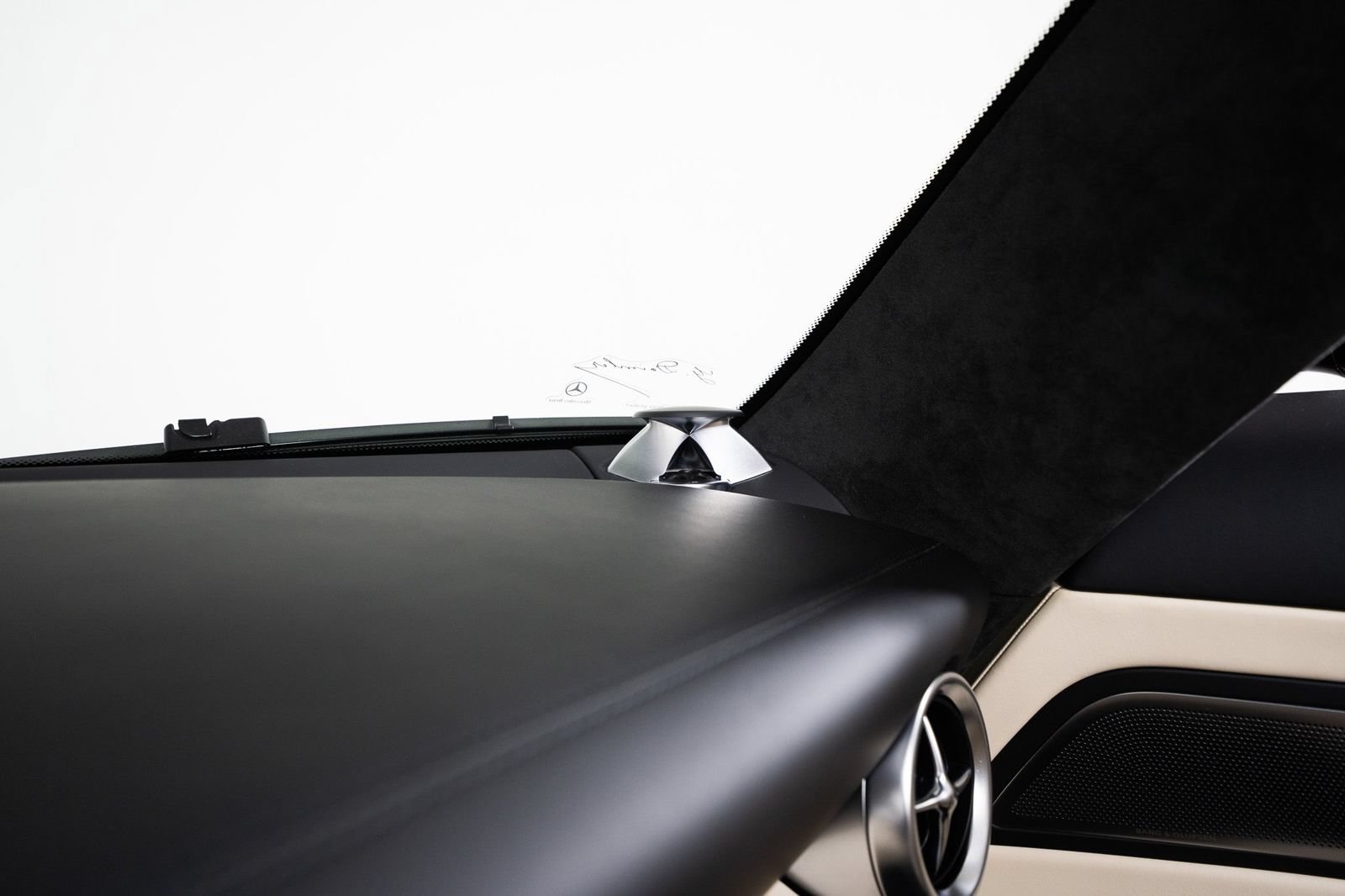 Used 2012 Mercedes-Benz SLS AMG Roadster image 37