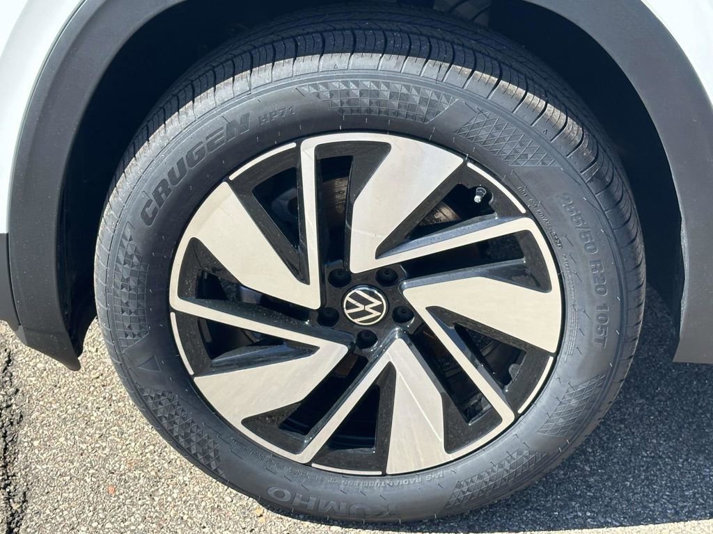 New 2026 Volkswagen Atlas SEL image 8