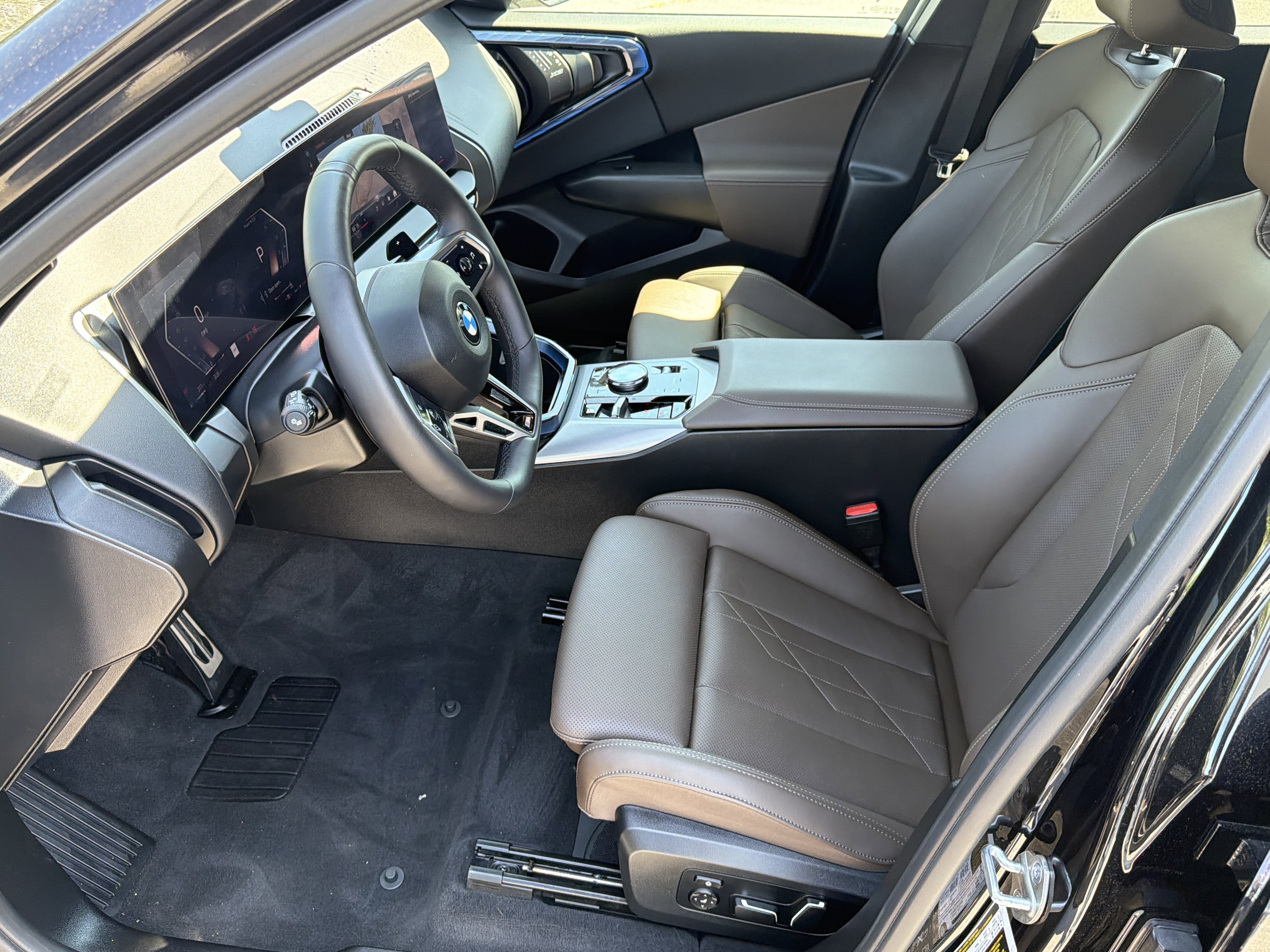 Used 2025 BMW X3 xDrive30i AWD/4WD image 26