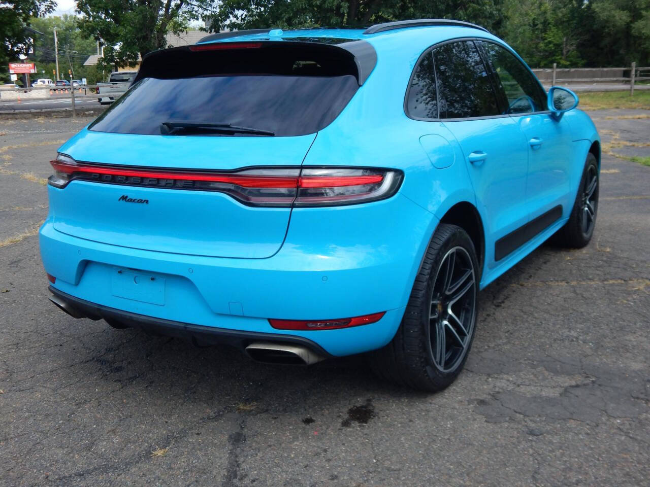 Used 2021 Porsche Macan AWD/4WD image 5