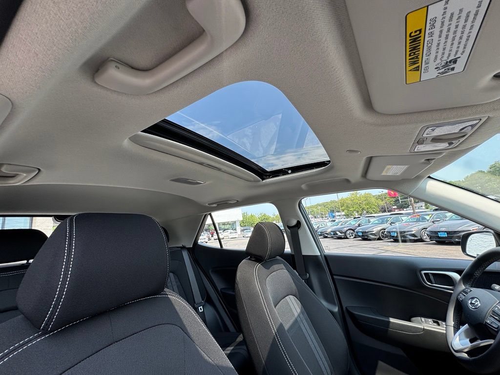 Certified 2026 Hyundai Venue SEL FWD image 26