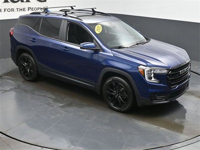 Used 2022 GMC Terrain SLE w/ Driver Convenience Package image 48