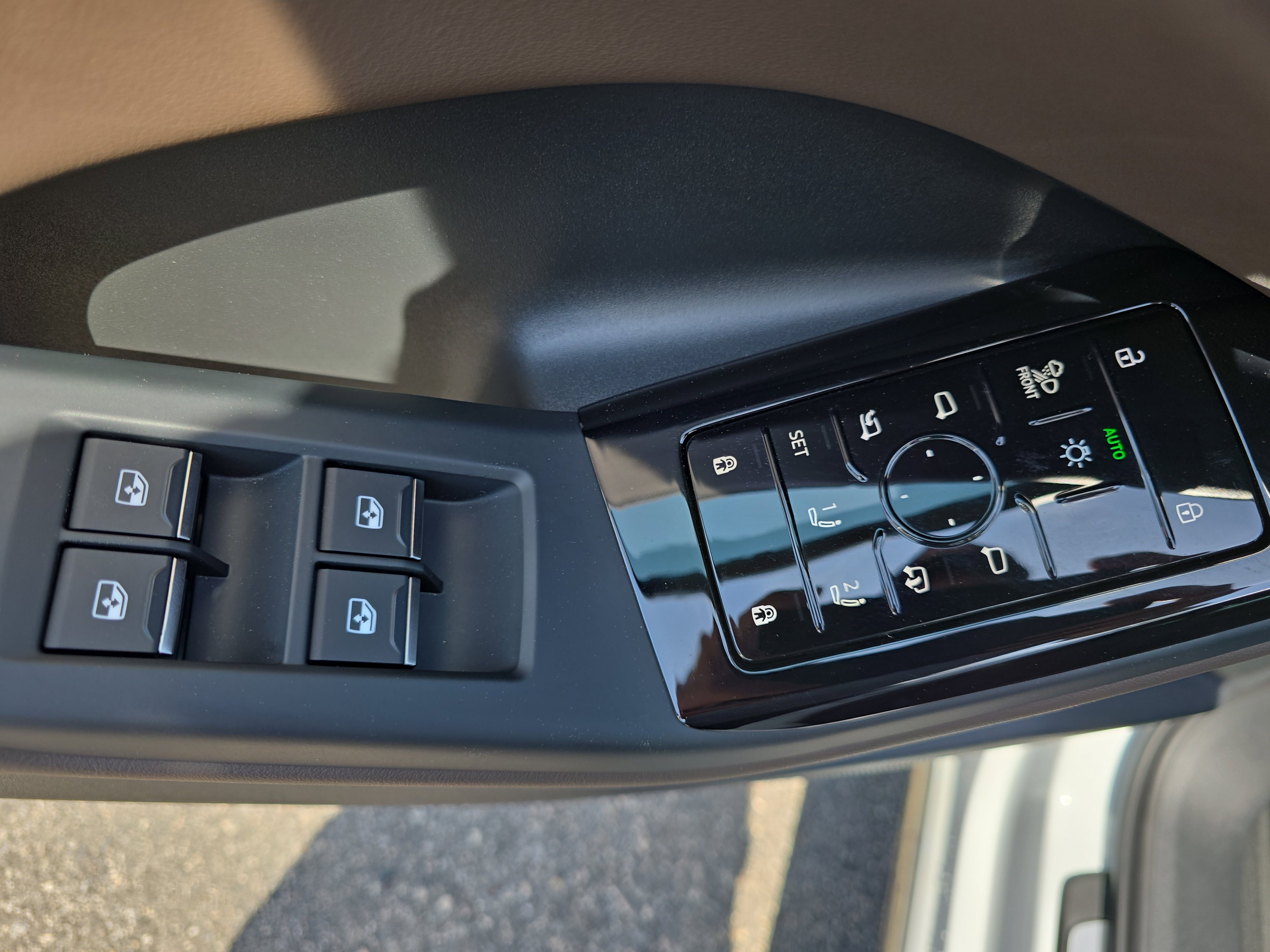 Certified 2025 Audi Q6 e-tron Premium Plus w/ Premium Plus image 27