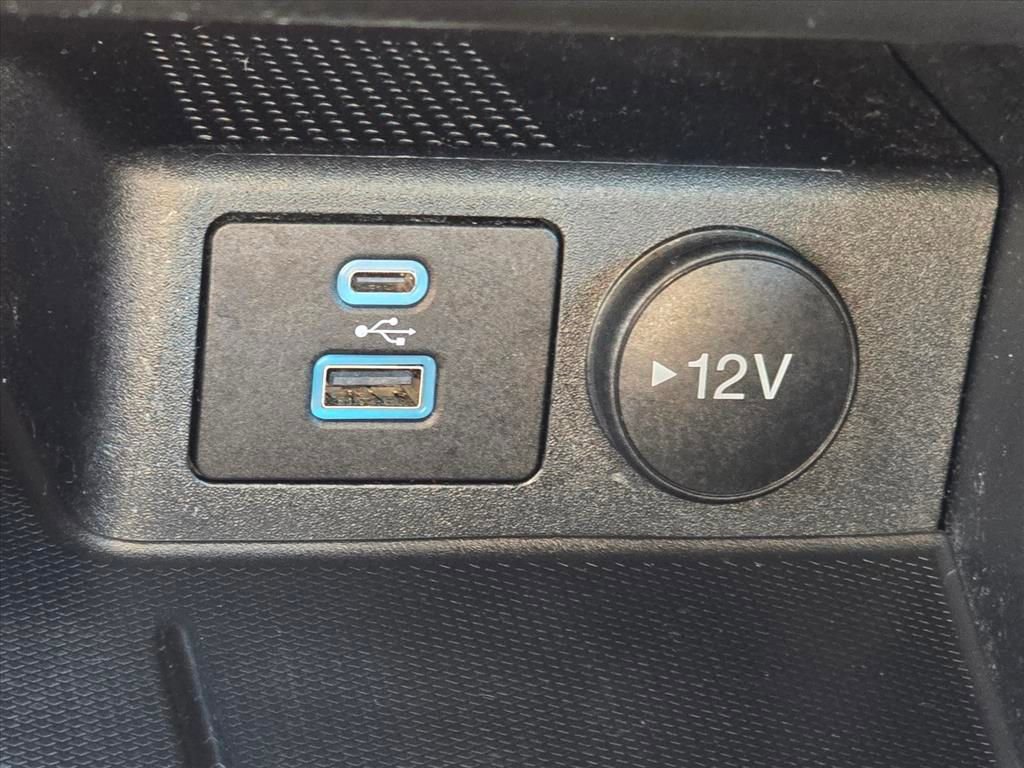 Used 2023 Ford Escape ST-Line Select AWD/4WD image 18