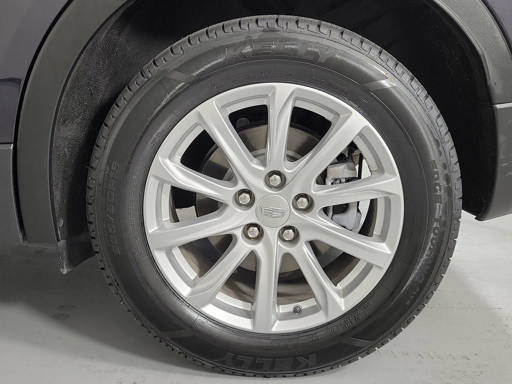 Certified 2023 Cadillac XT4 Luxury FWD image 10