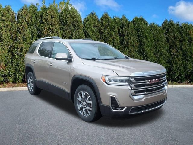Used 2023 GMC Acadia SLT w/ Technology Package AWD/4WD image 3