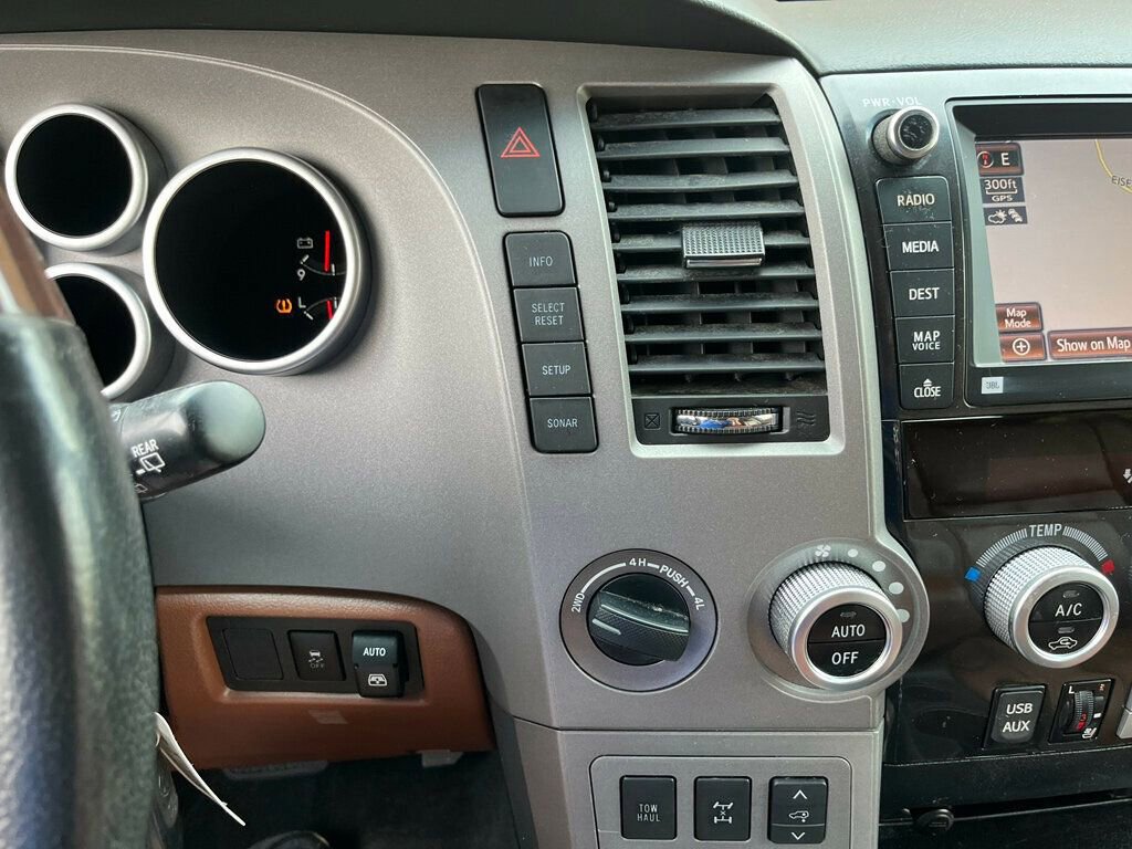 Used 2013 Toyota Sequoia Platinum AWD/4WD image 15