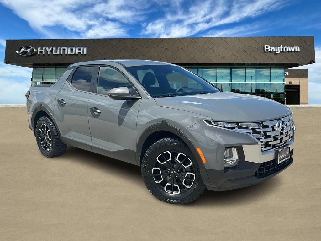 Used 2022 Hyundai Santa Cruz SE FWD image 1