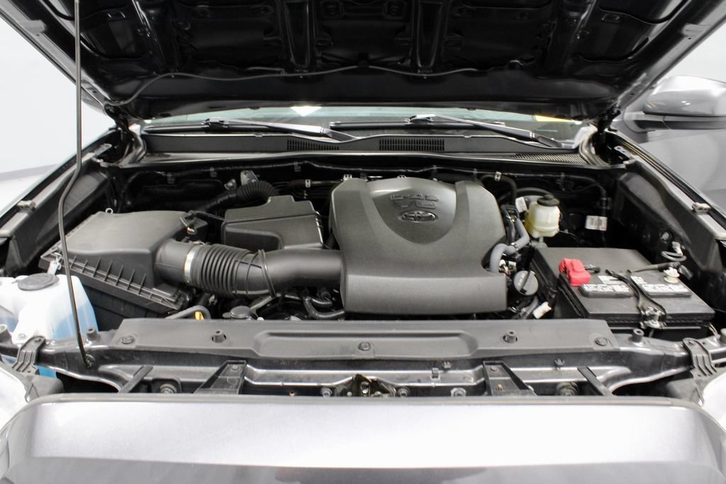 Used 2023 Toyota Tacoma SR AWD/4WD image 17