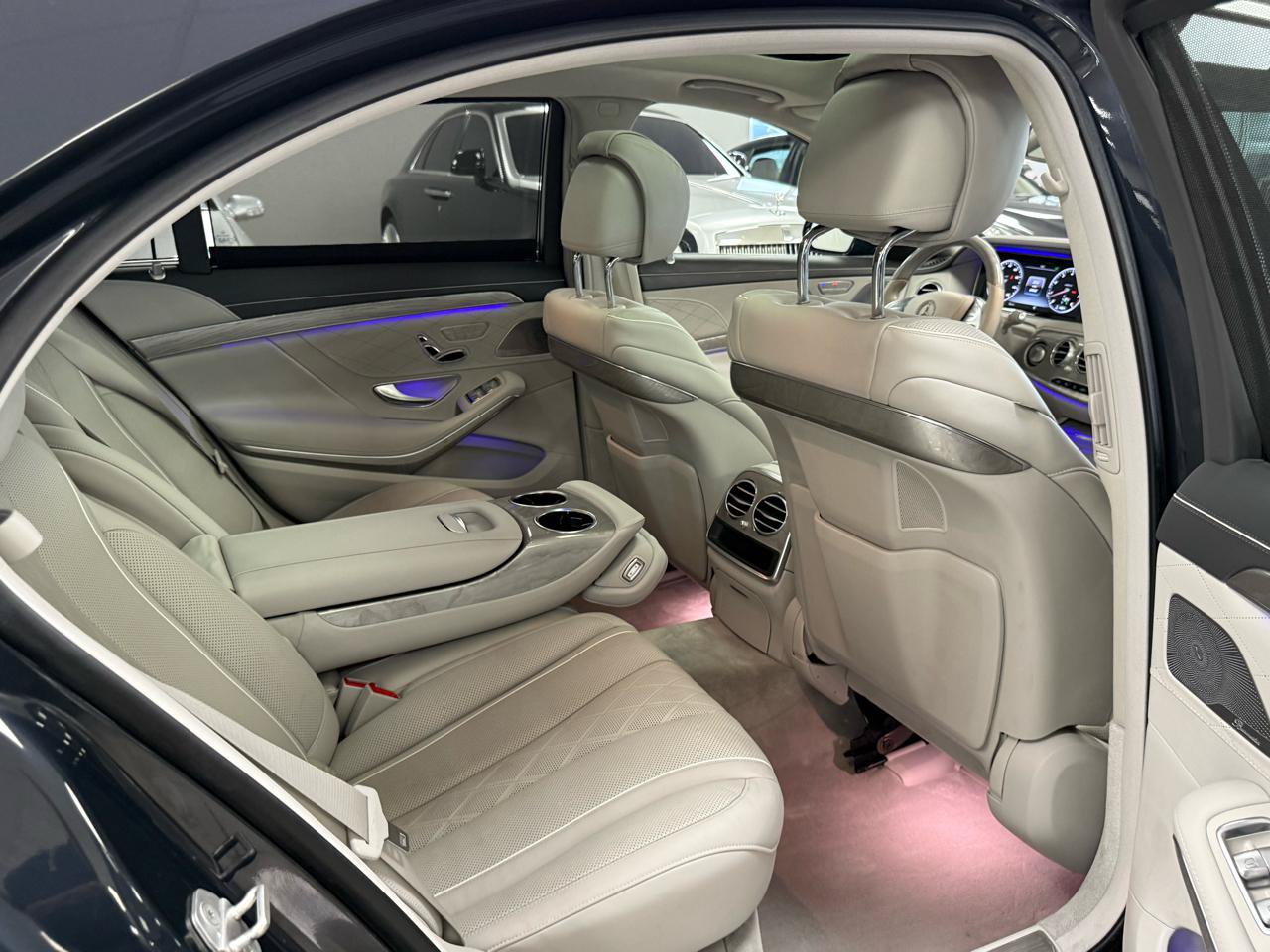 Used 2016 Mercedes-Benz S 550 4MATIC Sedan image 17