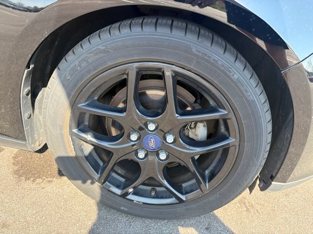 Used 2016 Ford Focus SE FWD image 4