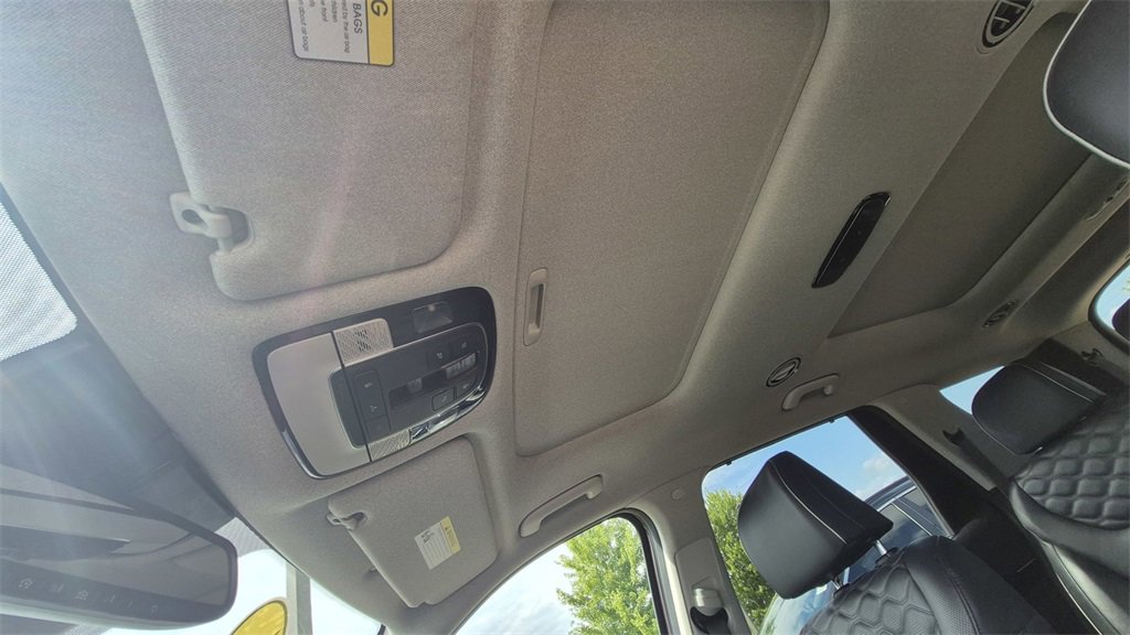 Used 2021 Hyundai Palisade Limited image 23