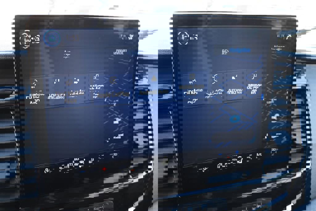 Used 2024 Ford Transit 350 XLT image 19