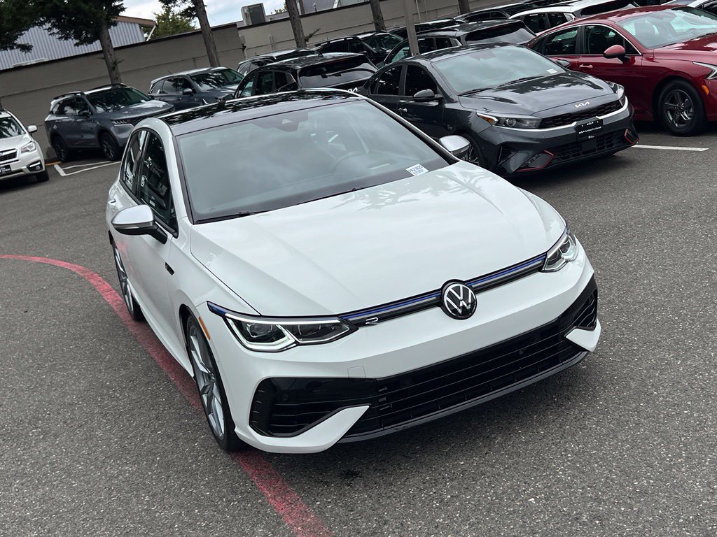 Used 2024 Volkswagen Golf R AWD/4WD image 7