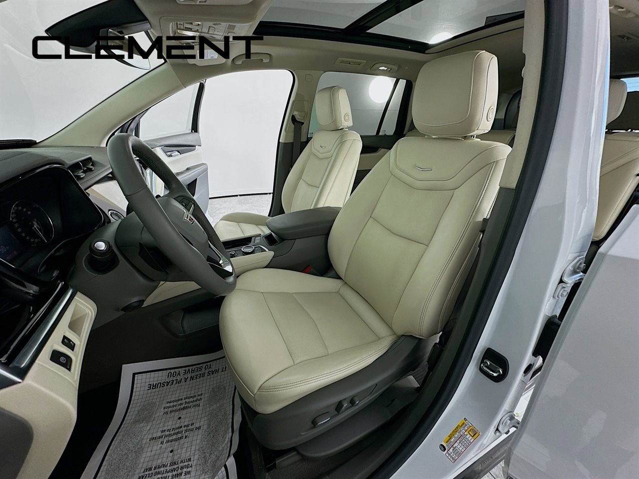 Used 2022 Cadillac XT6 Premium Luxury AWD/4WD image 31