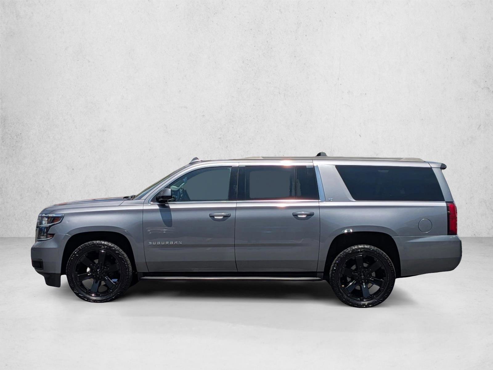 Used 2020 Chevrolet Suburban LT AWD/4WD image 9