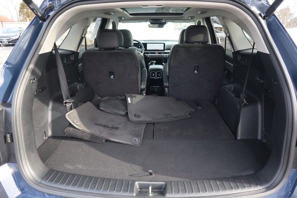 Used 2025 Kia Sorento SX image 38