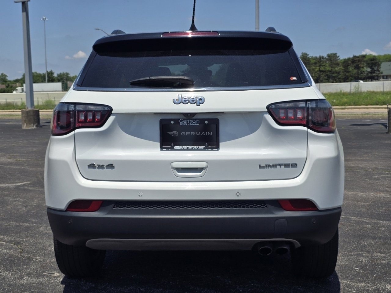 Used 2022 Jeep Compass Limited AWD/4WD image 15