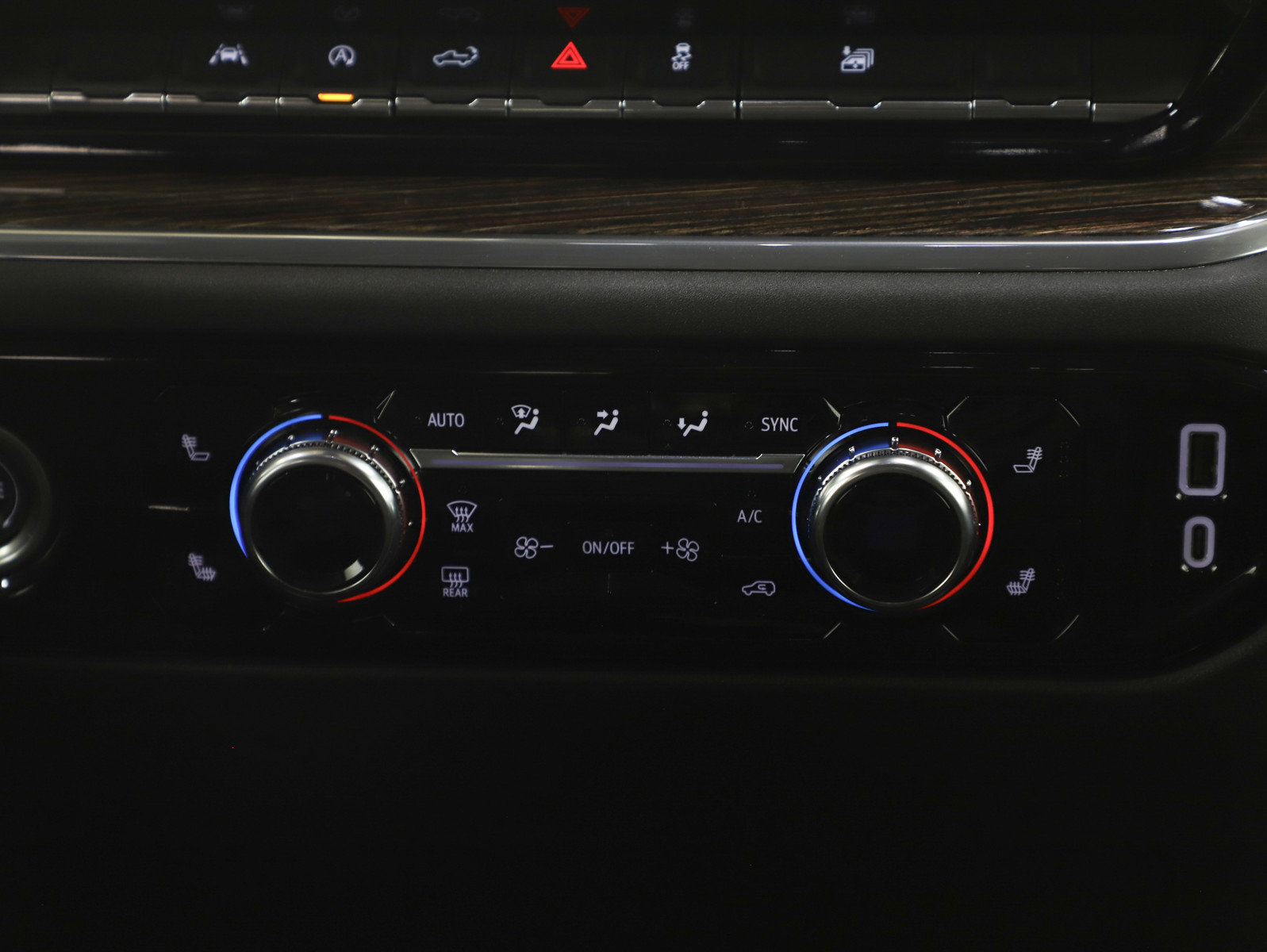 Used 2024 GMC Sierra 1500 Elevation image 19