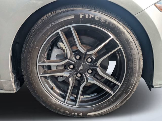 Used 2022 Ford Mustang Premium RWD image 11