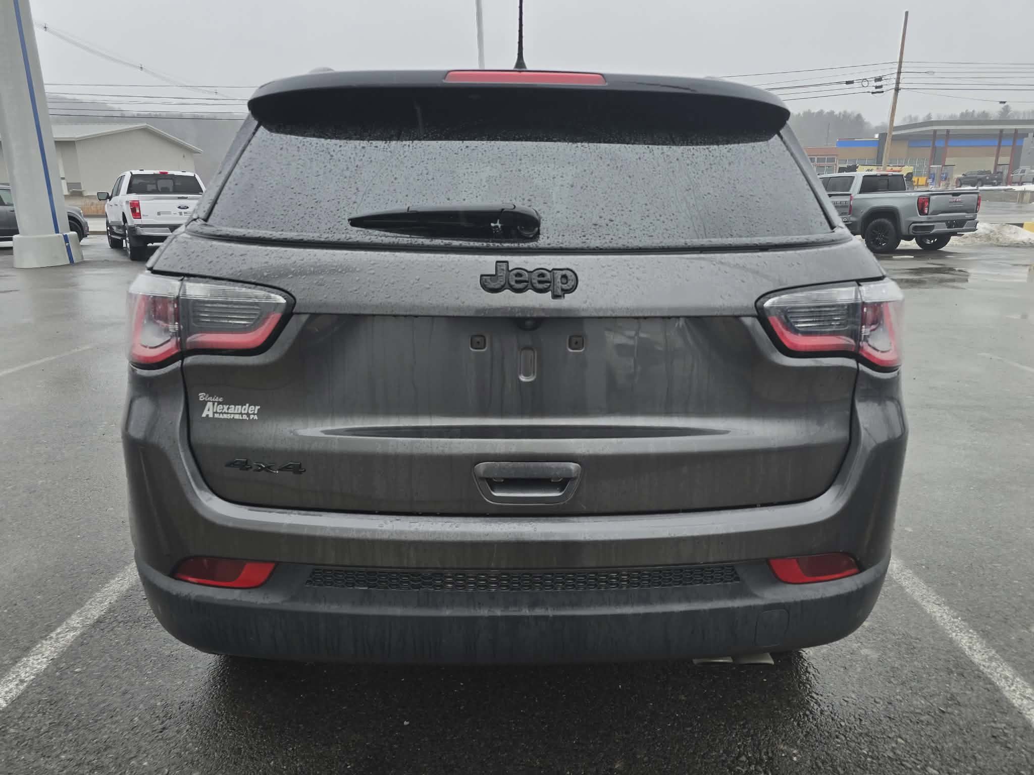 Used 2020 Jeep Compass Latitude image 4