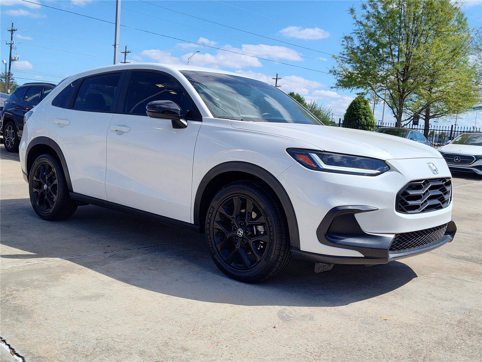 Used 2024 Honda HR-V Sport image 10