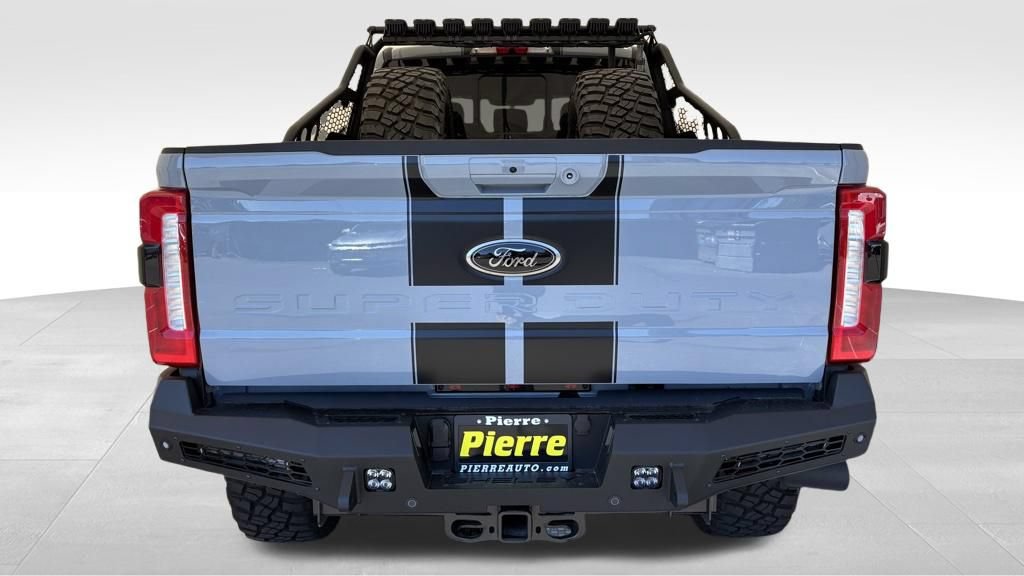 New 2026 Ford F250 Lariat w/ Black Appearance Package AWD/4WD image 3