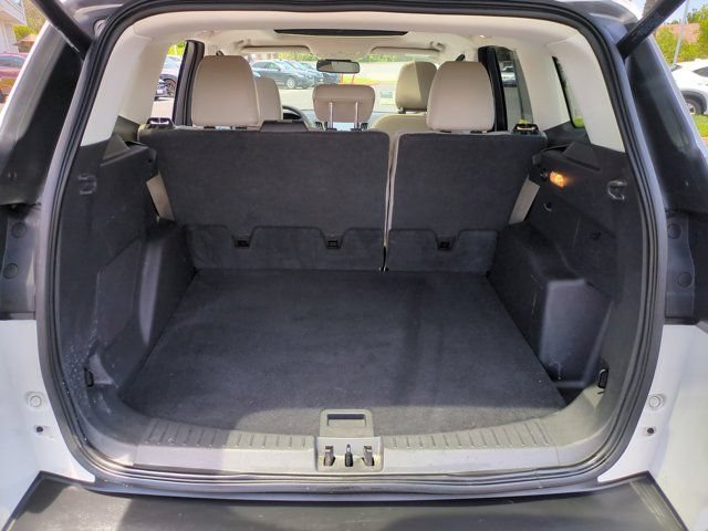 Used 2018 Ford Escape Titanium w/ Ford Safe & Smart Package FWD image 28