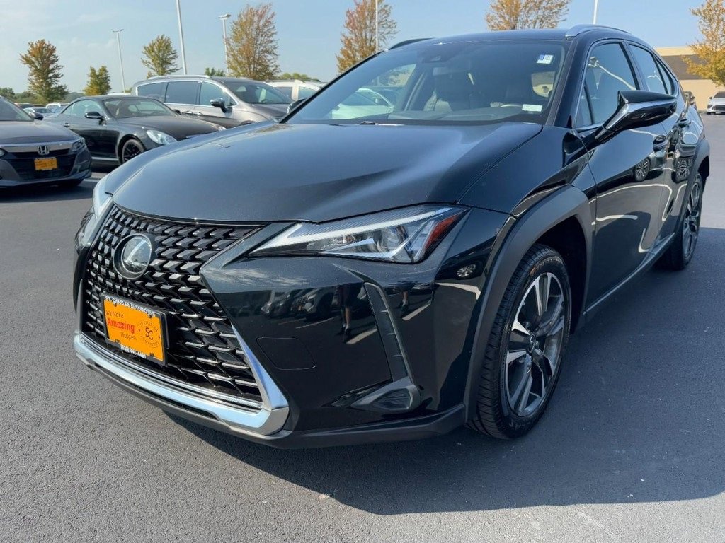 Used 2019 Lexus UX 200 image 8