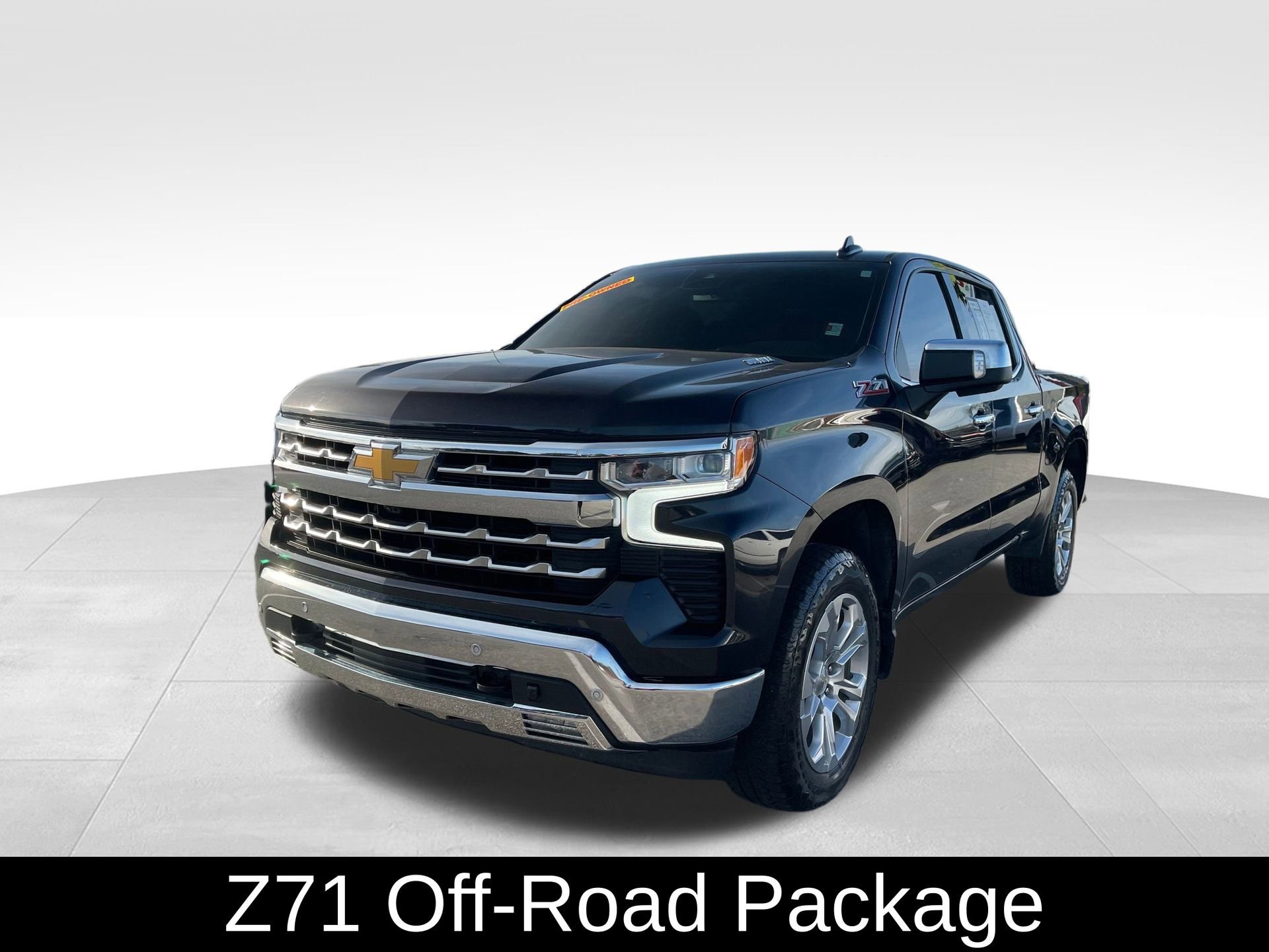Used 2024 Chevrolet Silverado 1500 LTZ w/ Z71 Off-Road Package image 2